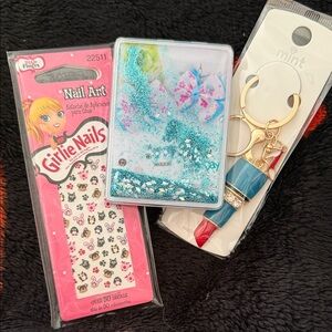 Set of Three Items. NWT. Adorable cute.